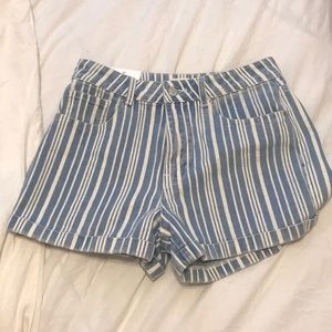 Never warn pacsun mom shorts